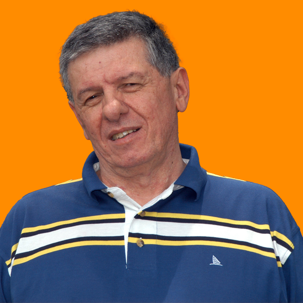 Wilson da Costa Bueno Wilson da Costa Bueno